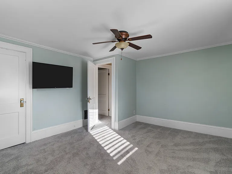 702 College Ave — Photo 12