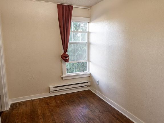 5th image of 4755 22nd Ave NE #5