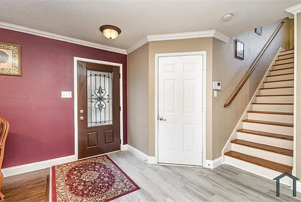 5 bed, 3050 sqft, $4,500 — Photo 3