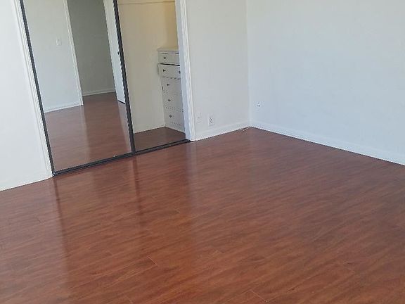 3rd image of 801 Gramercy Dr APT 203