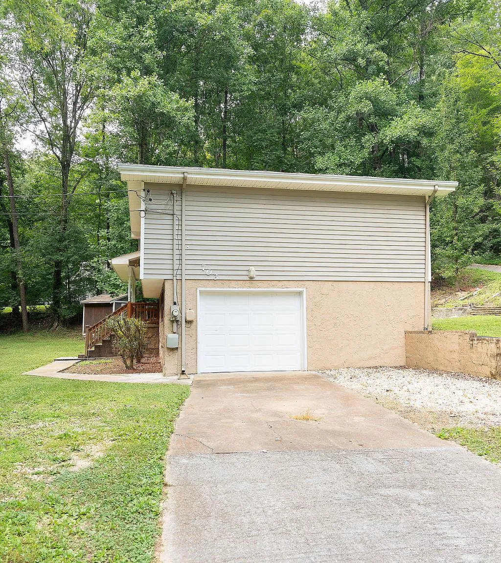 3 bed, 1.5 bath, 1119 sqft, $2,000 — Photo 4