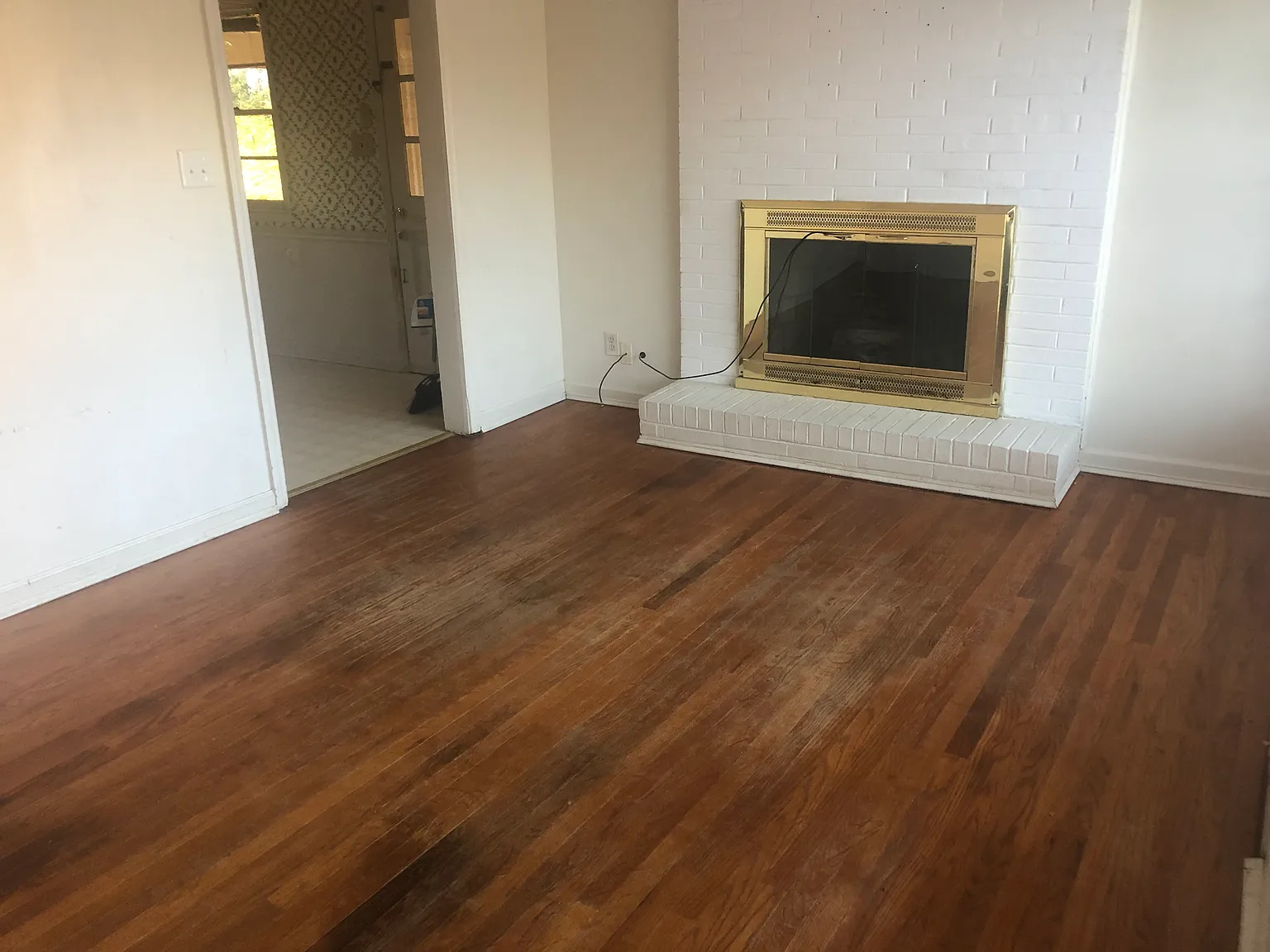 2 bed, 1800 sqft, $1,500 — Photo 1