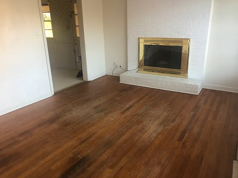 109 Redwood Dr — Photo 1