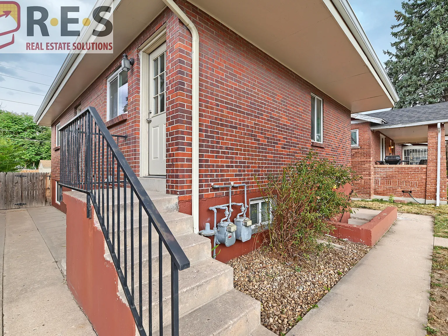 2 bed, 850 sqft, $2,095 — Photo 4