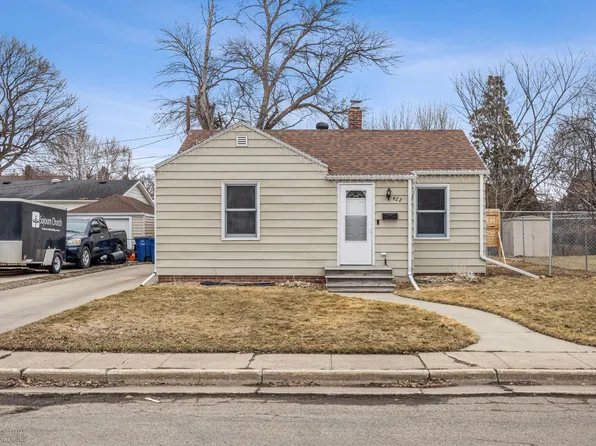 422 Dudrey Ct, Moorhead, MN 56560