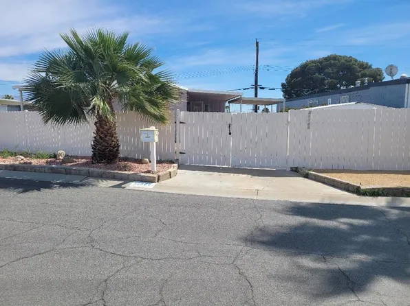 32860 Barcelona Dr, Thousand Palms, CA 92276