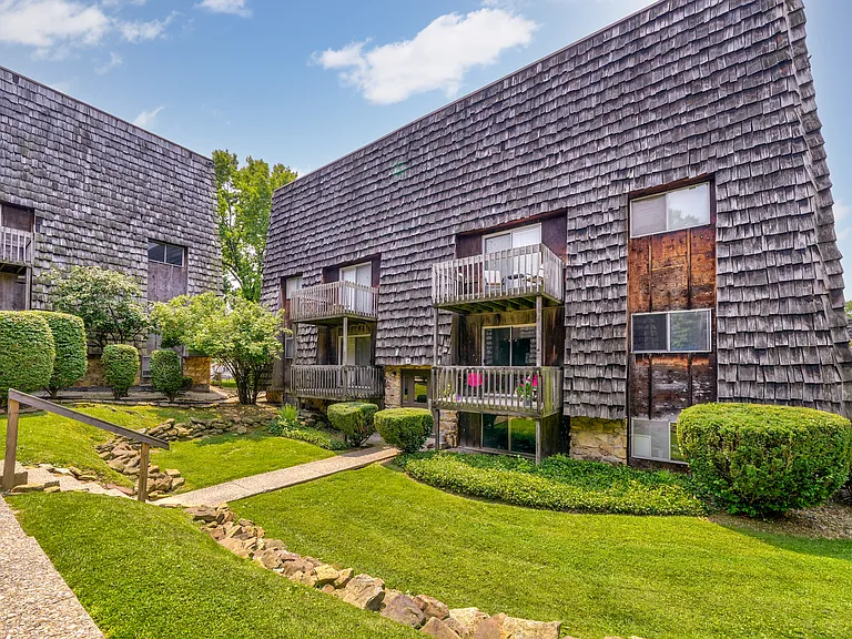 Terra Trace Apartments — Photo 40