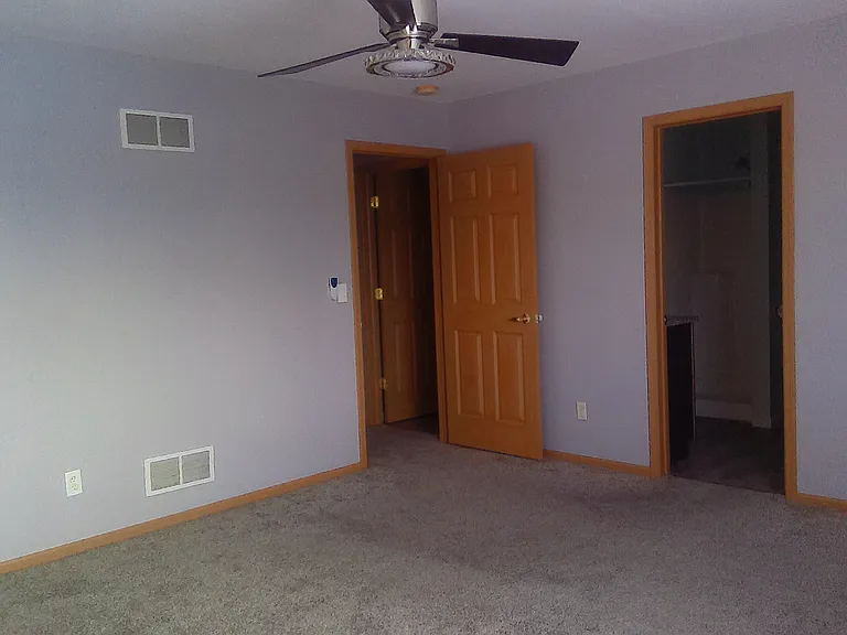 1103 Autumn Dr — Photo 24