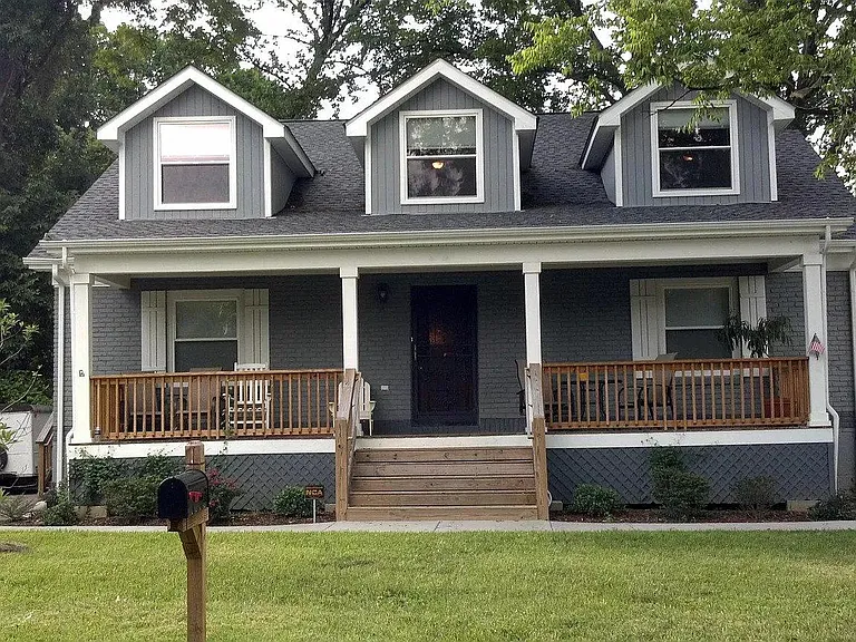 2609 W Kirkwood Ave — Photo 1