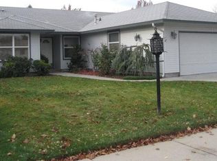 8351 W Willowcourt Dr, Garden City, ID 83714