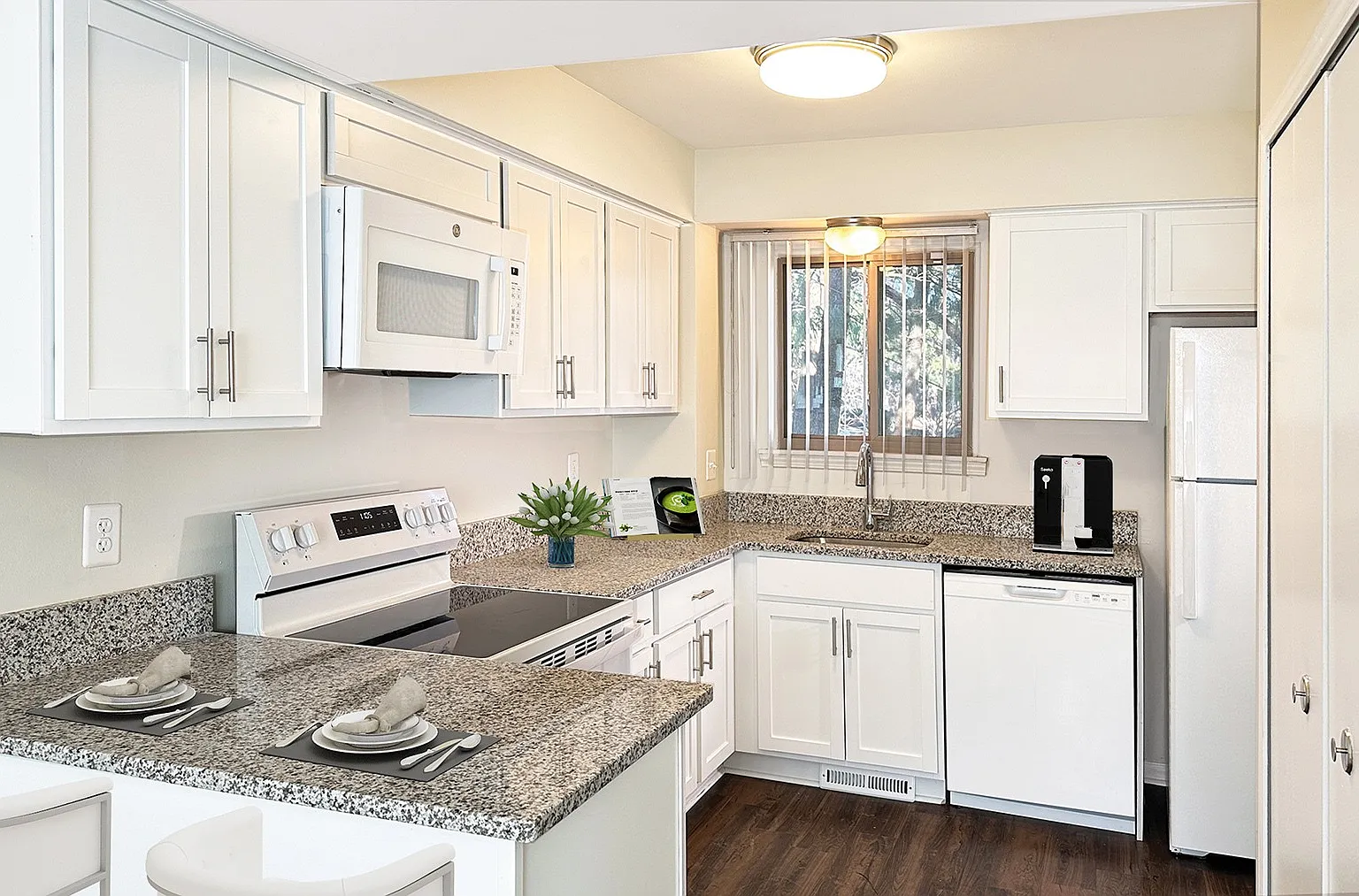 Weatherstone Townhomes — Photo 1