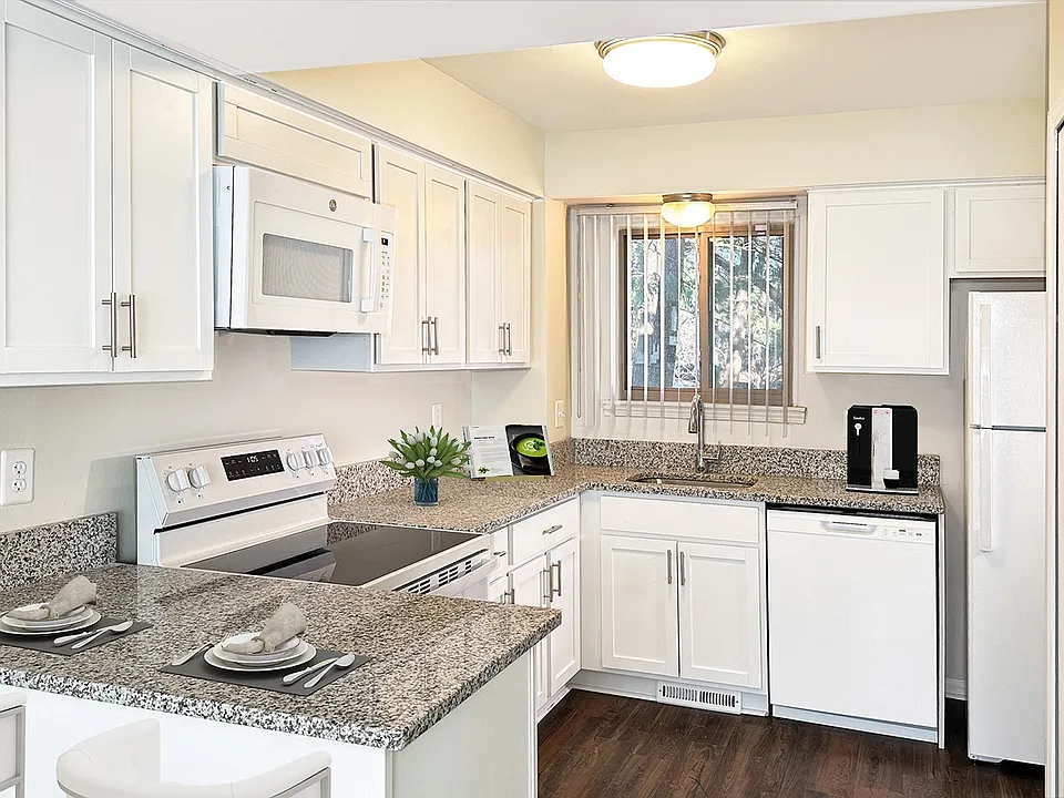 Weatherstone Townhomes