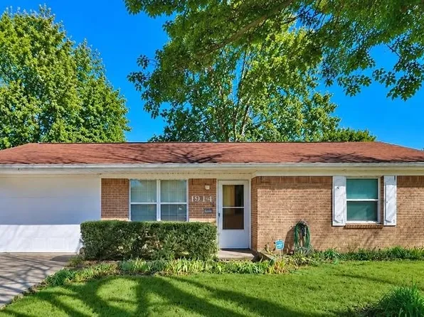 1914 Del Oak Dr, Mesquite, TX 75149
