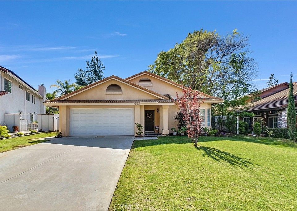 1st image of 23963 Brittlebush Cir