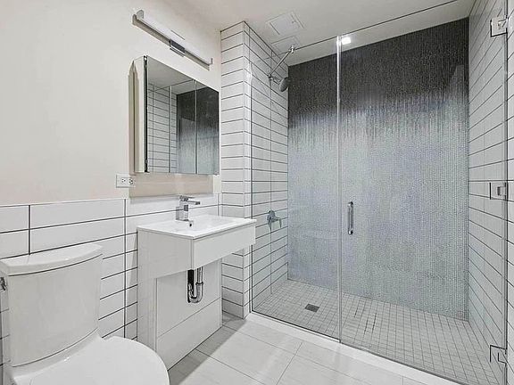 4th image of 1105 Lex Ave #2C