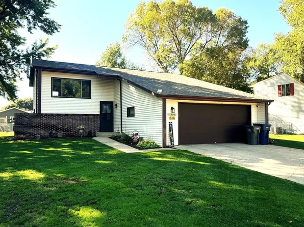 1202 W 14th St, Spencer, IA 51301