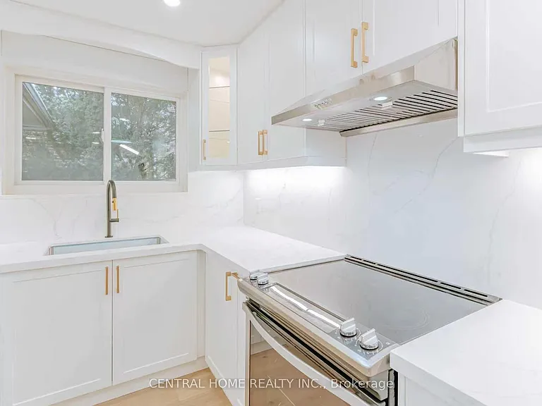 47 Sherwood Forest Dr #MAIN — Photo 14