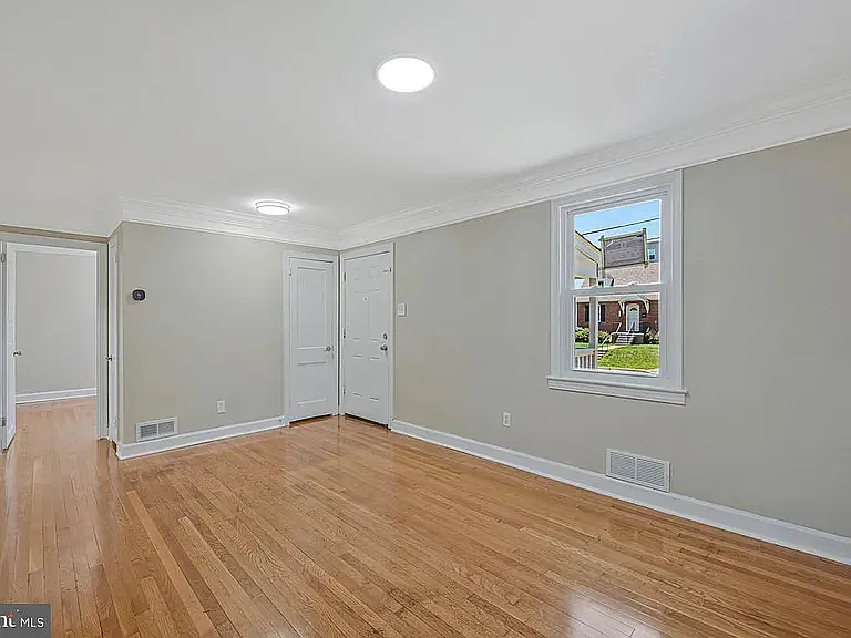 9035 48th Pl — Photo 33