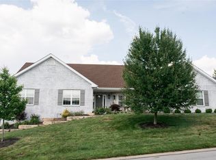 171 Blackrock Ln, Weldon Spring, MO 63304