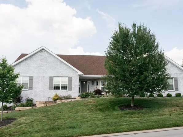171 Blackrock Ln, Weldon Spring, MO 63304