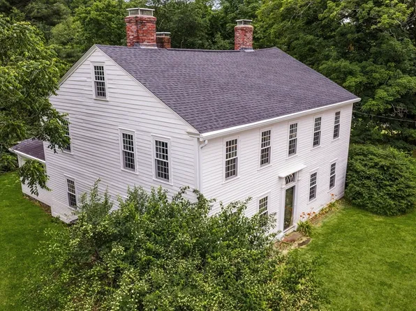 392 Greenfield Rd, Deerfield, MA 01342