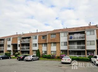 513 Edison Glen Ter, Edison, NJ 08837