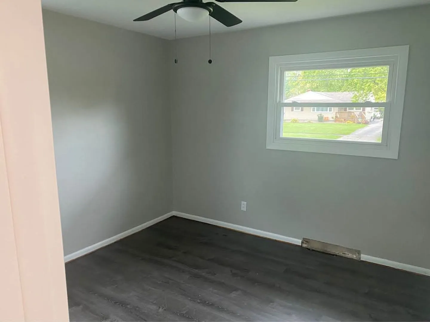 House for RENT in NILES! — Photo 4