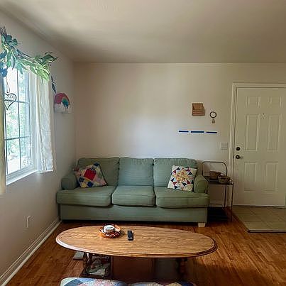 5th image of 255 S 2nd St S #19
