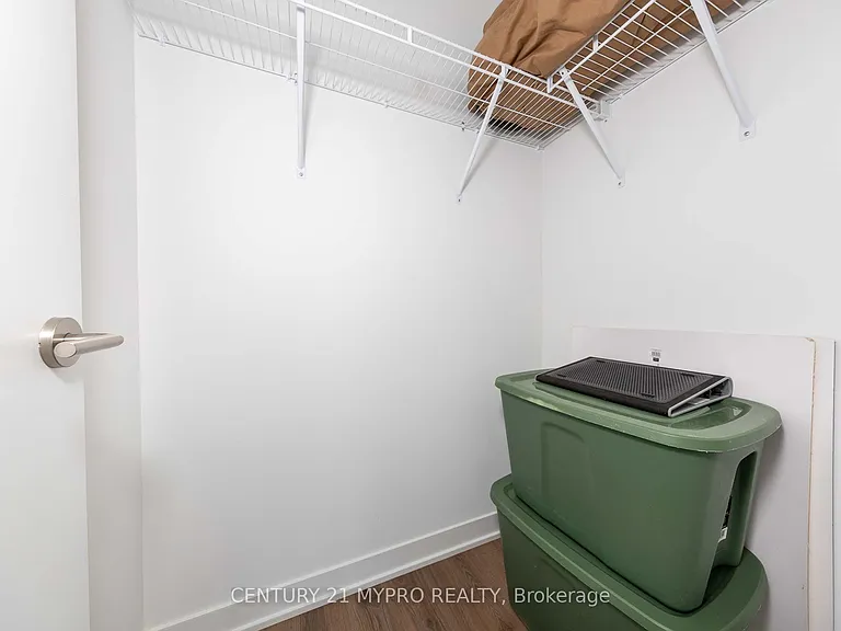 395 Dundas St W #Penthouse 02 — Photo 15