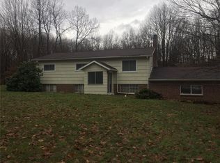 11265 Campbell Rd, Conneaut Lake, PA 16316