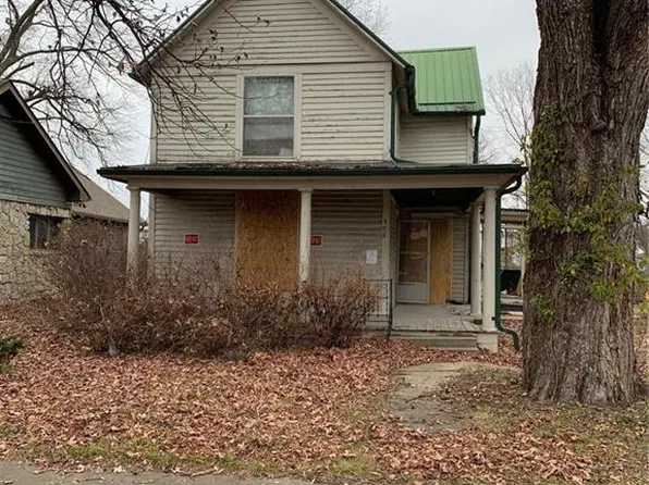 306 N Water St, Clinton, MO 64735