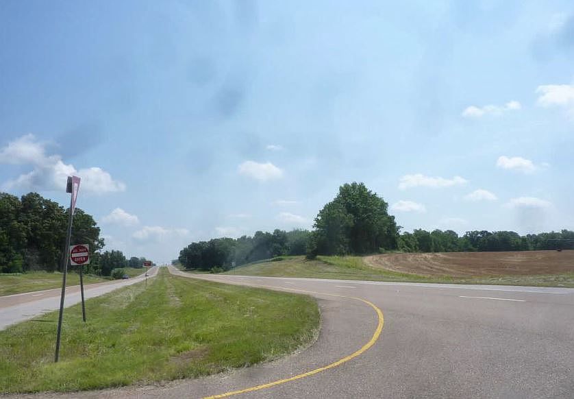 2nd image of 7284 Highway 14 S