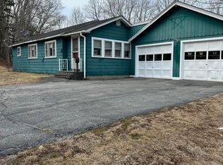 19 Guzzle Rd, Gouldsboro, ME 04607