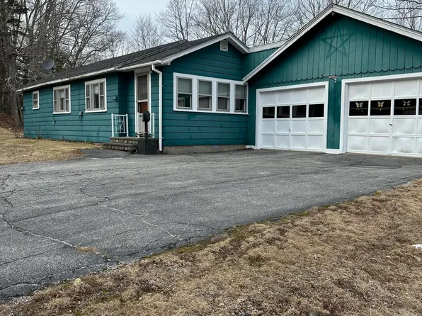 19 Guzzle Road, Gouldsboro, ME 04607