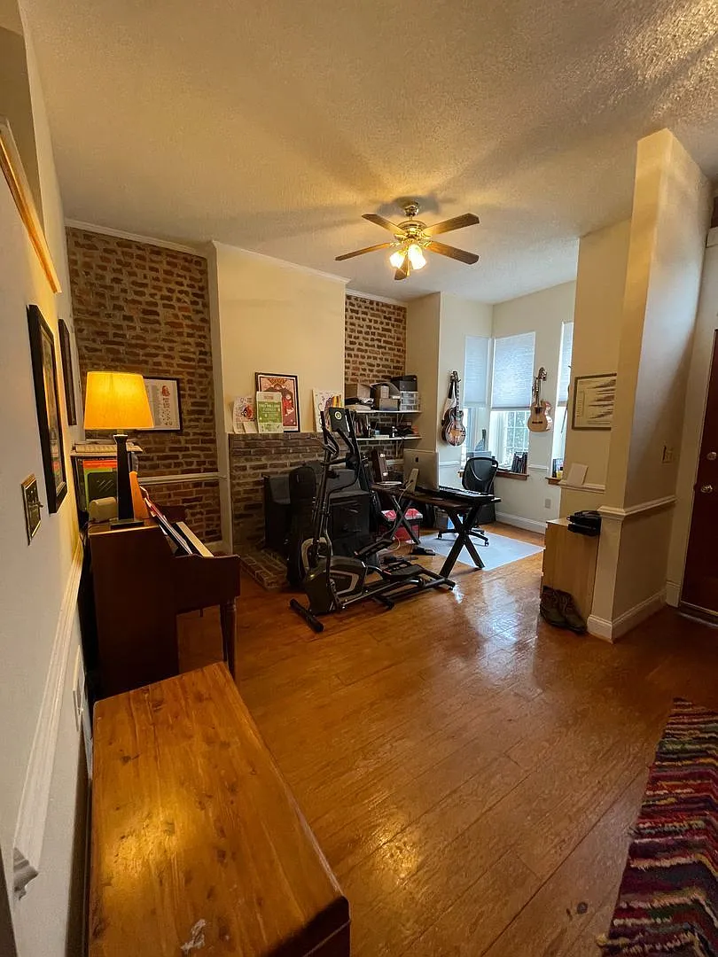 3 bed, 2.5 bath, 1844 sqft, $2,310 — Photo 4