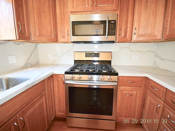 2nd image of 4591 Inglewood Blvd