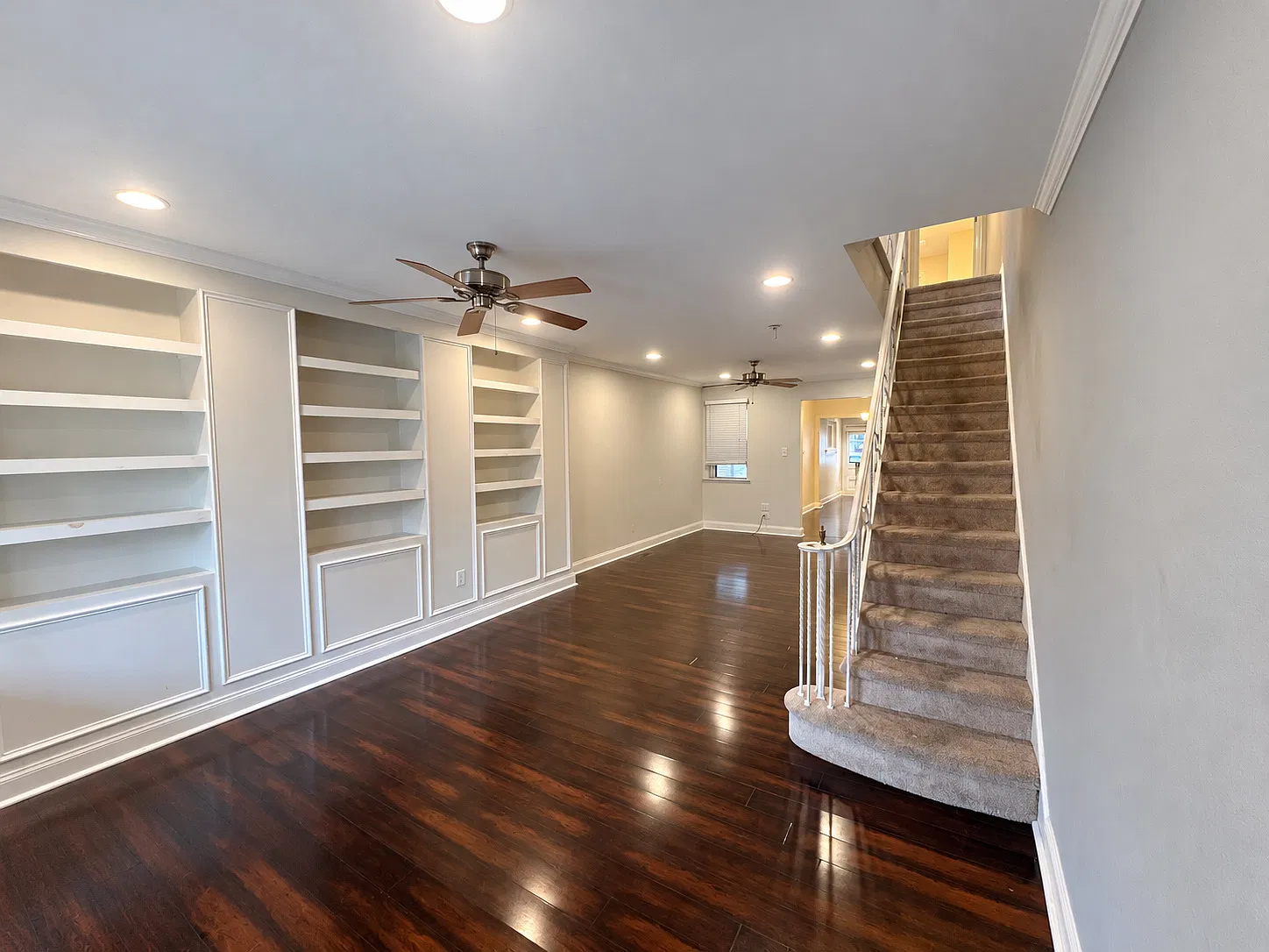 2 bed, 1.5 bath, 1302 sqft, $2,000 — Photo 3