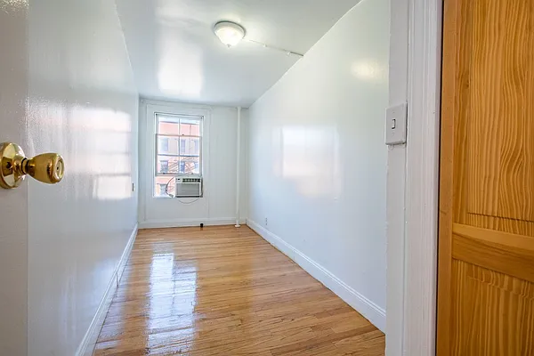 Rented by Aimee Grodanz, LREB | media 17