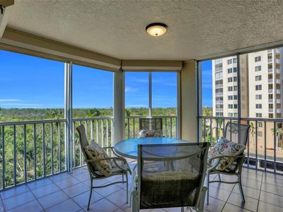 6585 Nicholas Blvd APT 405, Naples, FL, 34108
