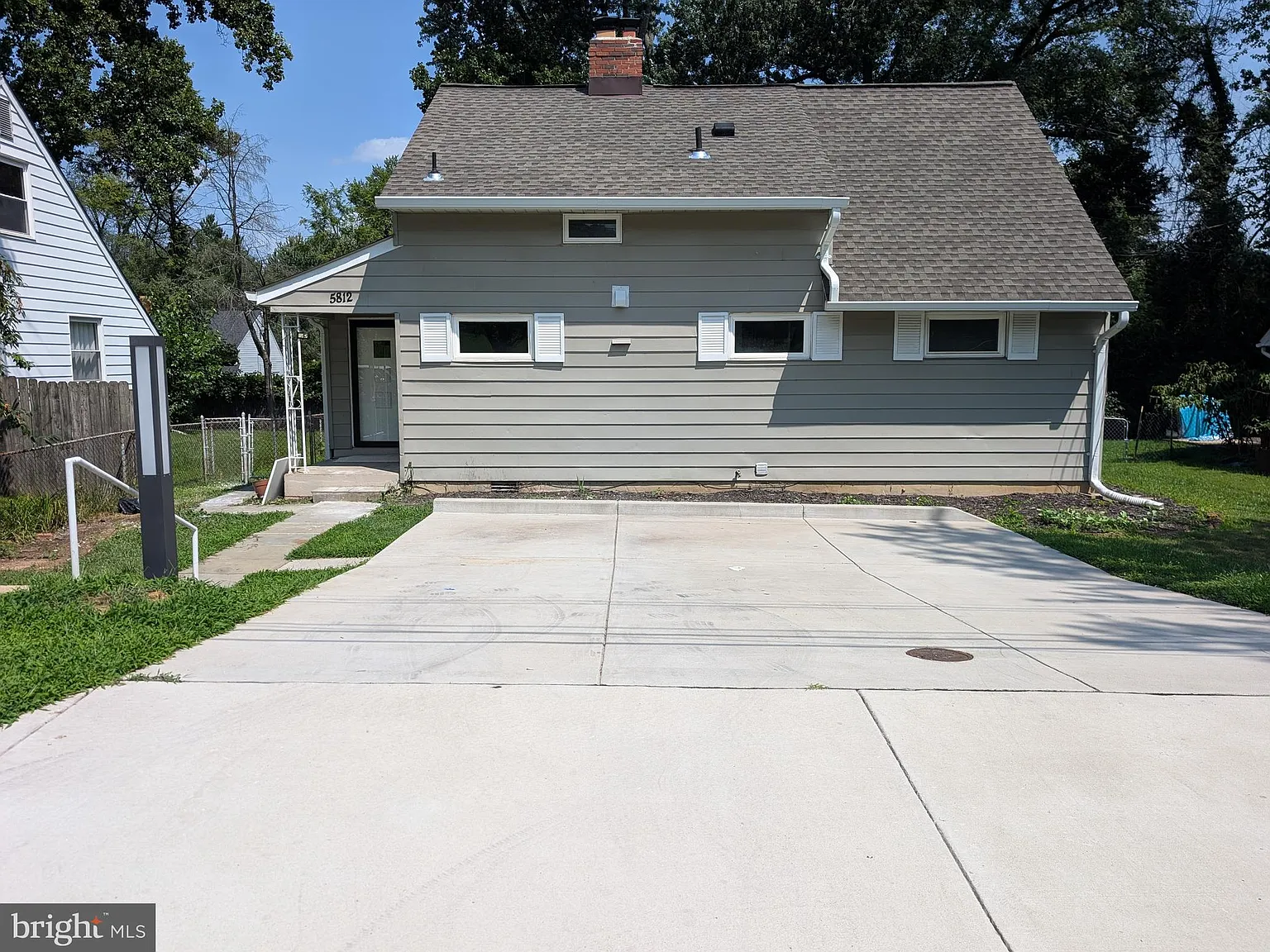 5 bed, 1688 sqft, $3,250 — Photo 1