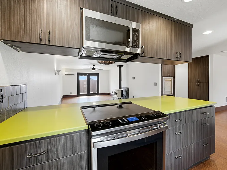 1670 Bellevue St SE — Photo 13