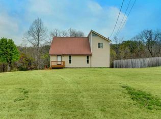 422 N Cunningham Rd, Seymour, TN 37865