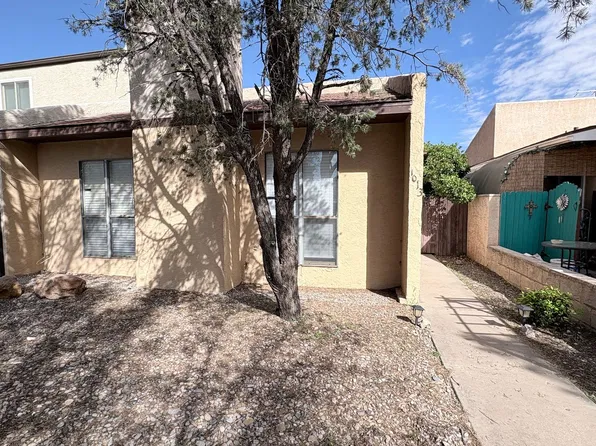 1013 Plaza Del Sol, Roswell, NM 88203