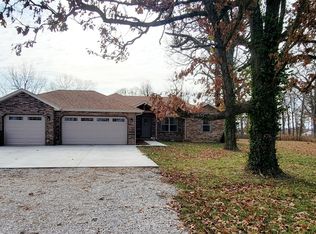 454 Spring Creek Rd, Clever, MO 65631