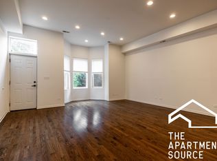 2112 N Campbell Ave #1, Chicago, IL 60647