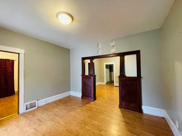 905 N Jackson St, Streator, IL 61364