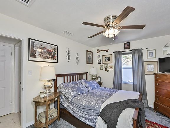 3rd image of 6721 33rd Ave N