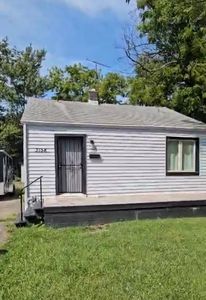 3158 Hickory St, Inkster, MI, 48141