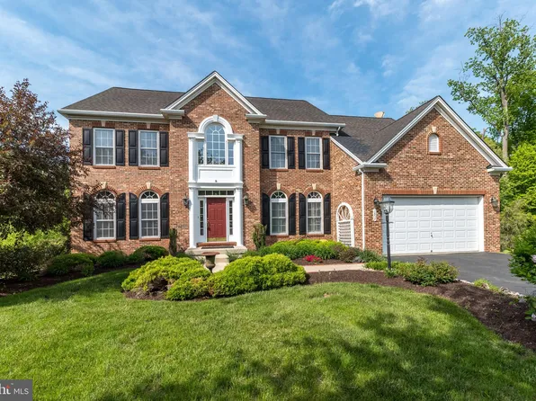 1852 Buttonwood Ln, Quakertown, PA 18951