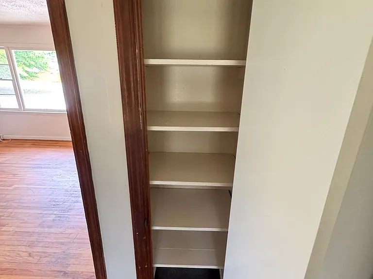 1223 Masonic Dr — Photo 12